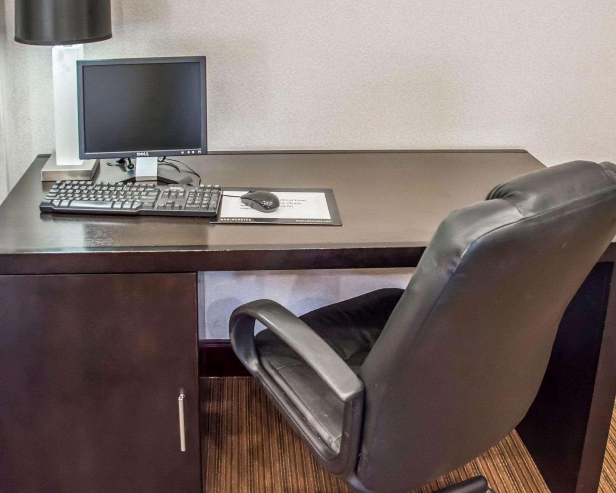 Hotel Sleep Inn&suites - Alexandria 2*