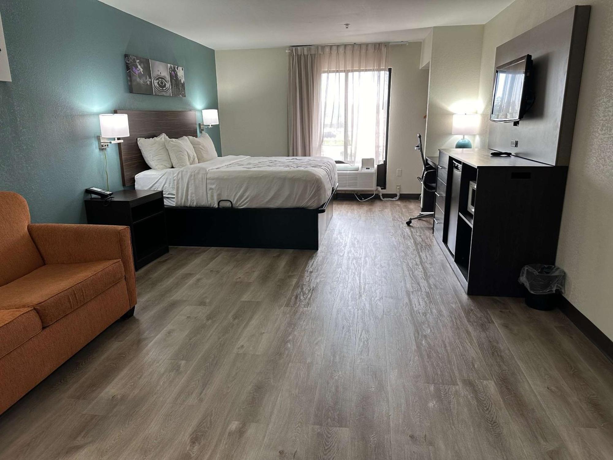 Sleep Inn&suites - Alexandria 2*