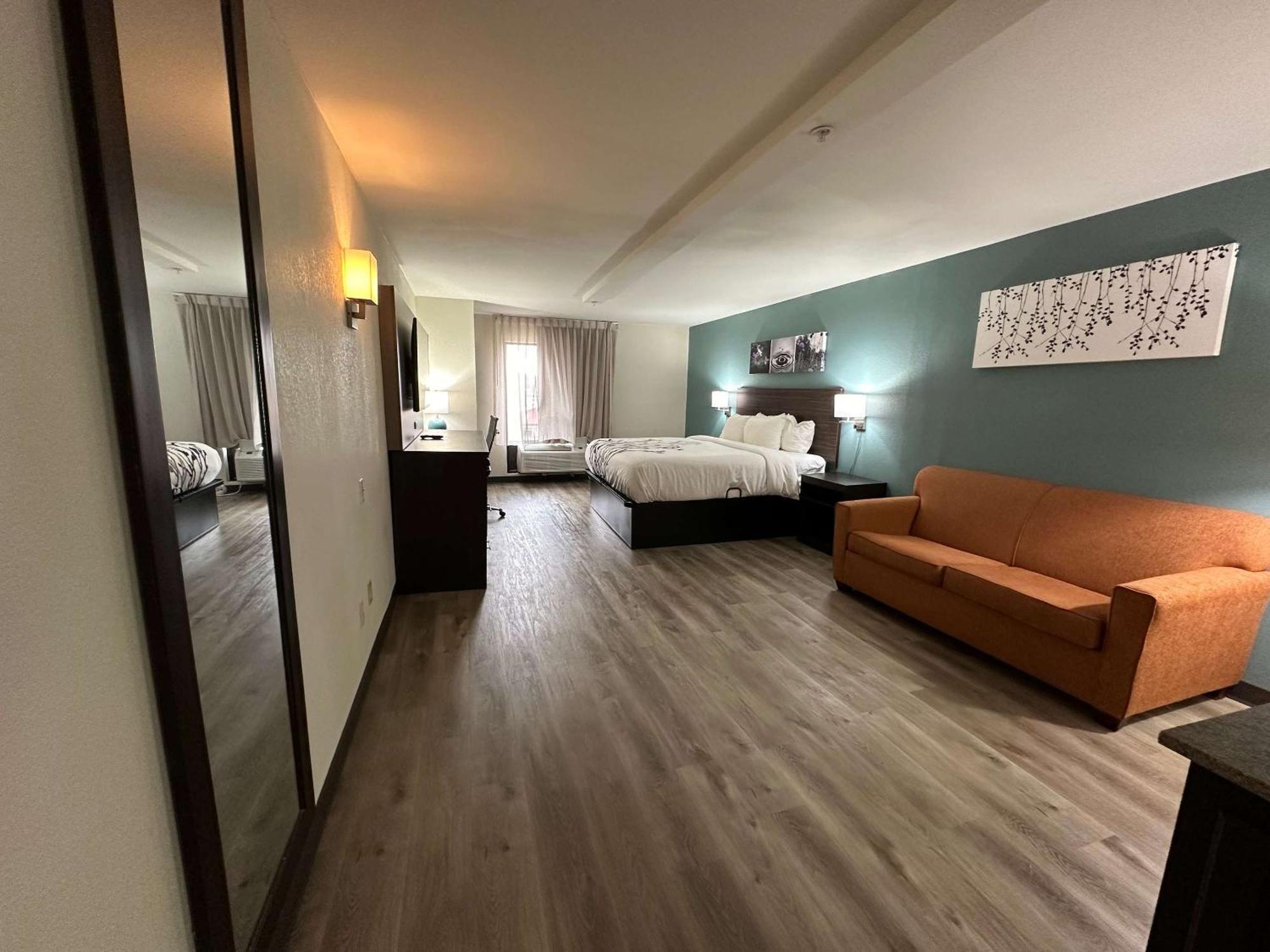 Hotel Sleep Inn&suites - Alexandria 2*