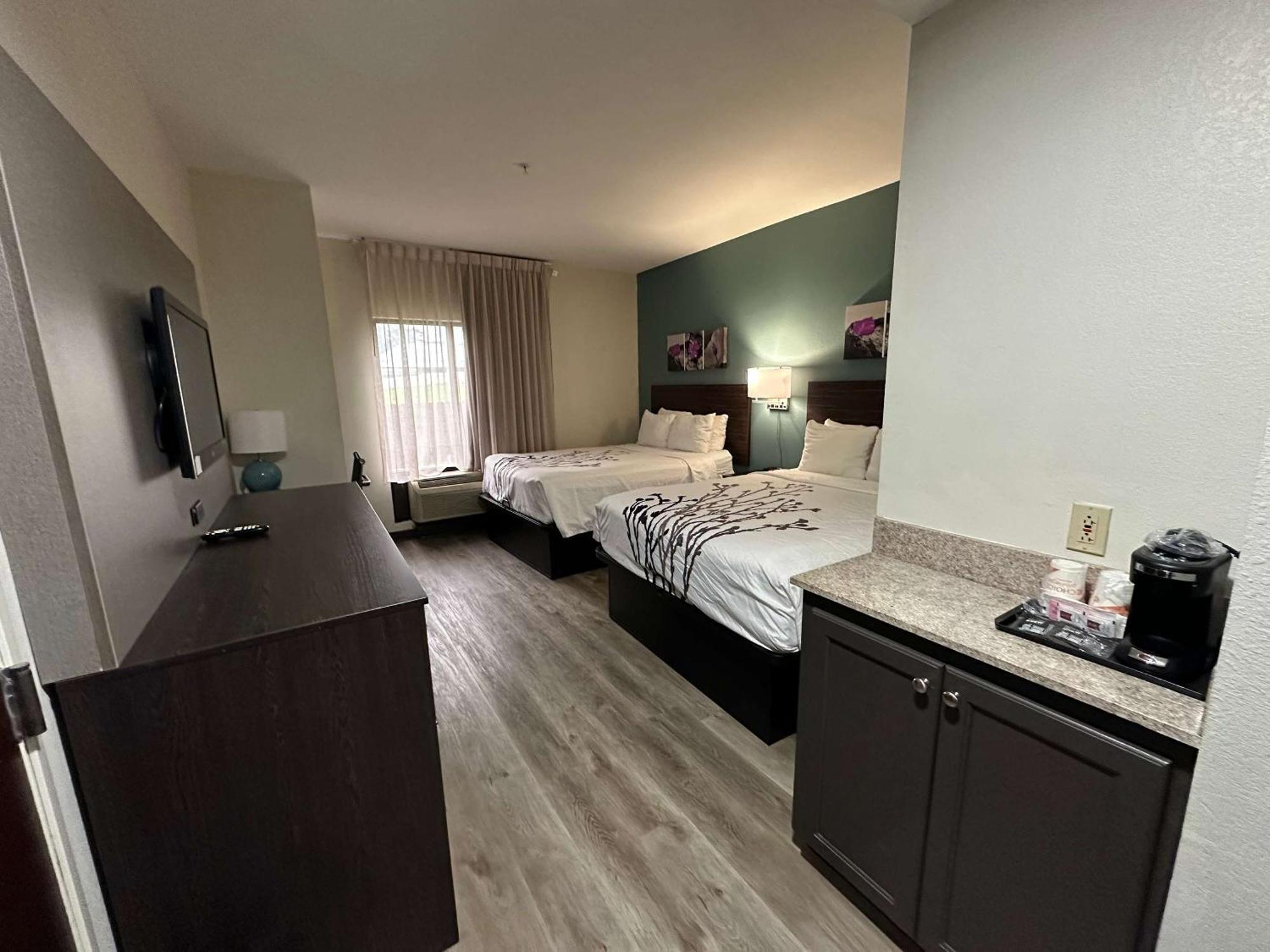 Hotel Sleep & - Alexandria